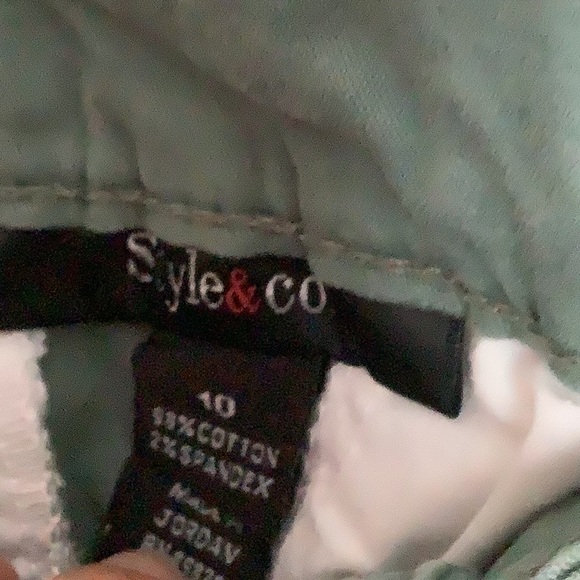 Style and Company sz 10 shorts 🩳 - Picture 2 of 3